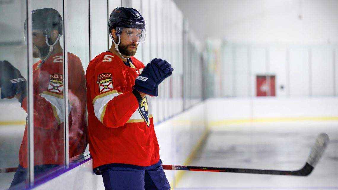 Florida Panther defenseman Aaron Ekblad looks on during team media day photo session at Florida Panthers IceDen on Wednesday, September 21, 2022 in Coral Springs, Fl.