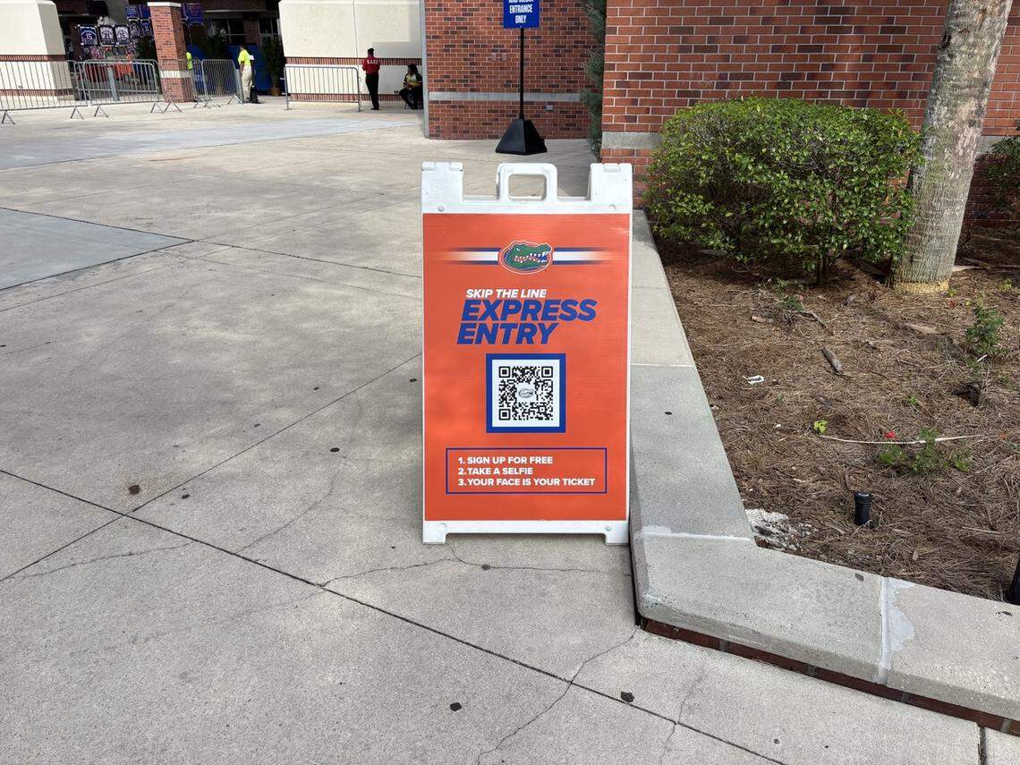 Of the 89,451 in attendance at Ben Hill Griffin Stadium on Saturday, roughly 6,000 (6.7%) signed up to use Express Entry. Express lines moved rapidly, emptying entirely within 10 minutes of gates opening and flowing smoothly for the rest of the evening.