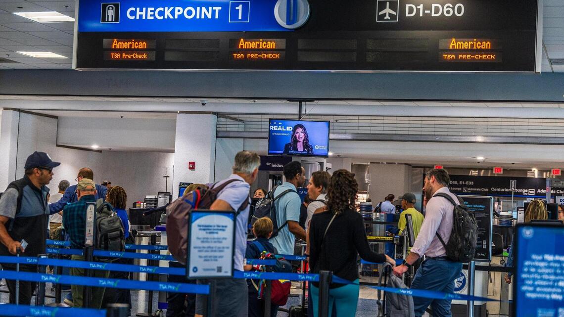 Adiós a quitarse los zapatos: DHS confirma el fin de este fastidioso ritual en aeropuertos de EEUU
