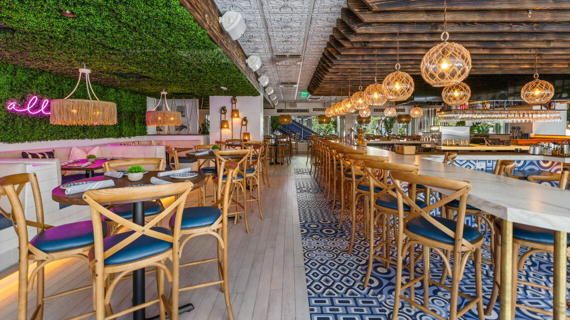This restaurant from Chicago famous for frosé is finally making its Miami debut