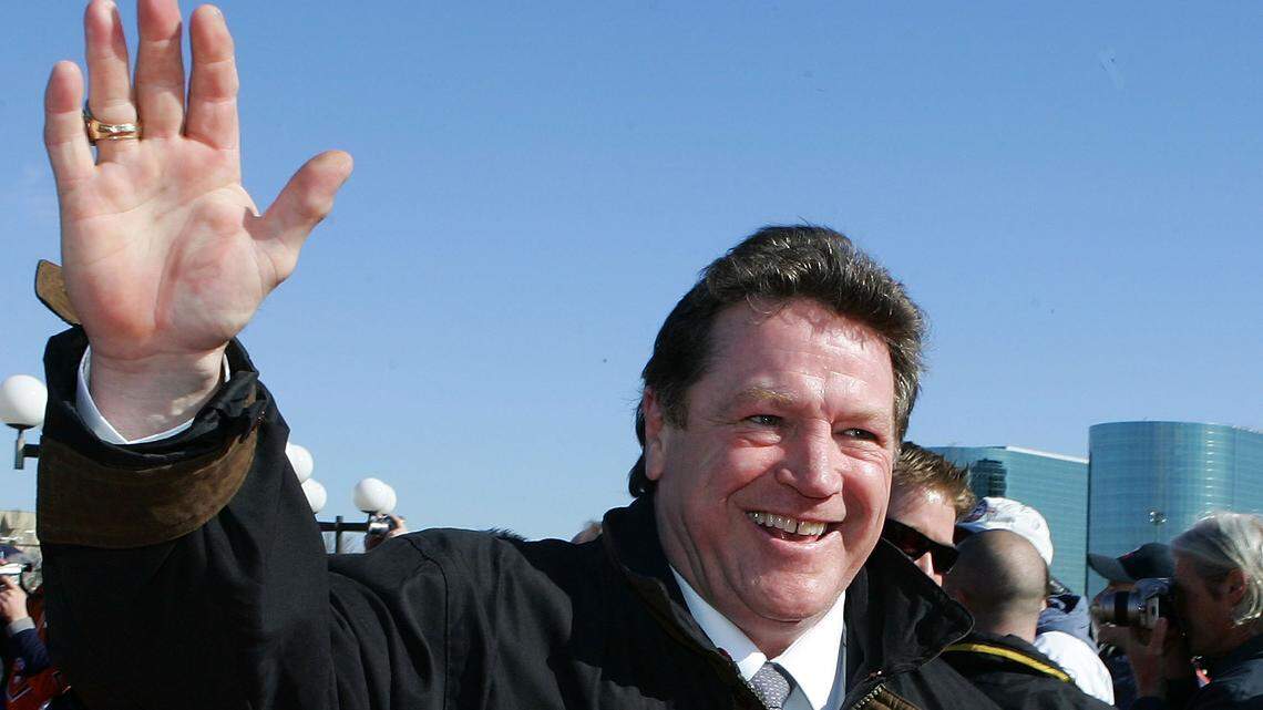 Former New York Islanders legend Denis Potvin, who retired as a Florida Panthers announcer on Monday, is seen in this photo waving to the crowd during the ‘Walk of Champions’ prior to the Islanders game against the Florida Panthers at the Nassau Coliseum March 2, 2008 in Uniondale, New York. The Islanders were celebrating the 17 men that were part of all four Stanley Cup winning teams from 1980-1983. (Photo by Jim McIsaac/Getty Images)