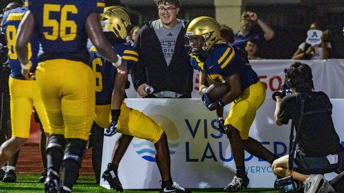 St. Thomas Aquinas is nation’s new No. 1 team; DeSoto issues apology to Raiders