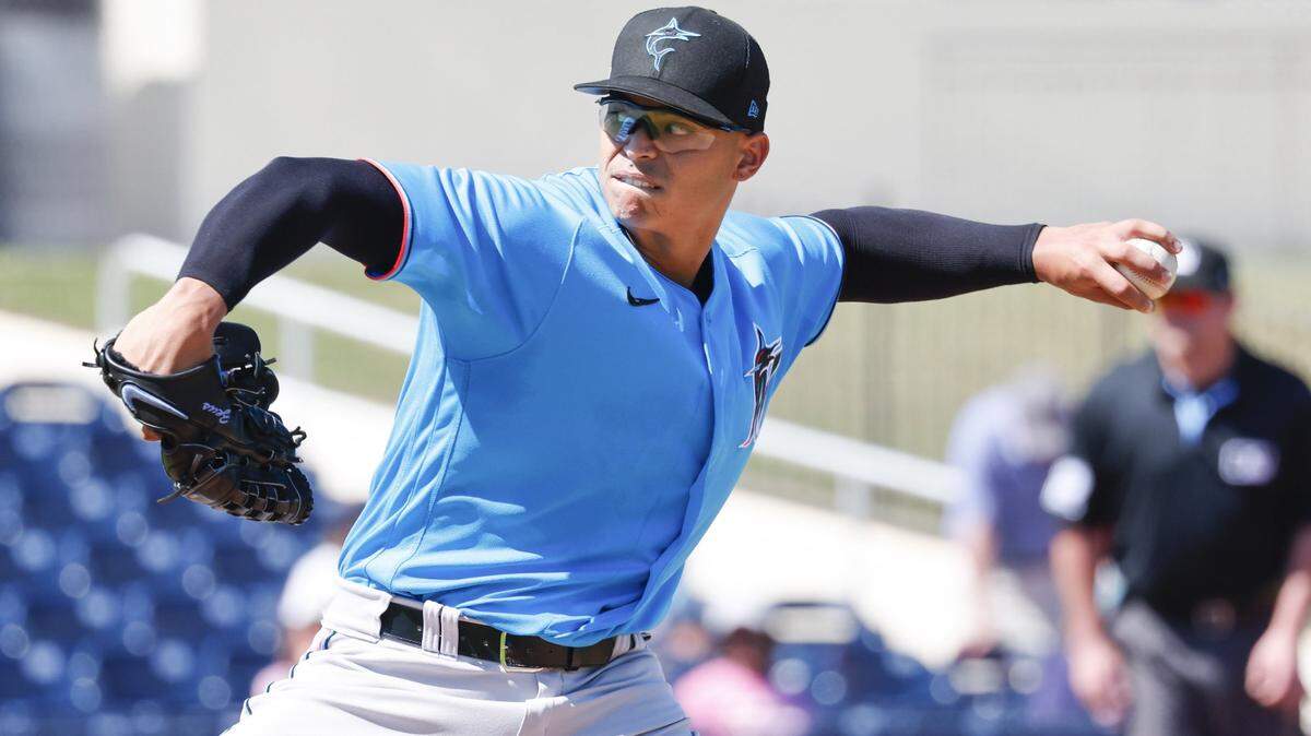 Miami Marlins starting pitcher Jesus Luzardo (44) throws a pitch during the second inning against the Houston Astros at The Ballpark of the Palm Beaches on Feb. 27, 2023.
