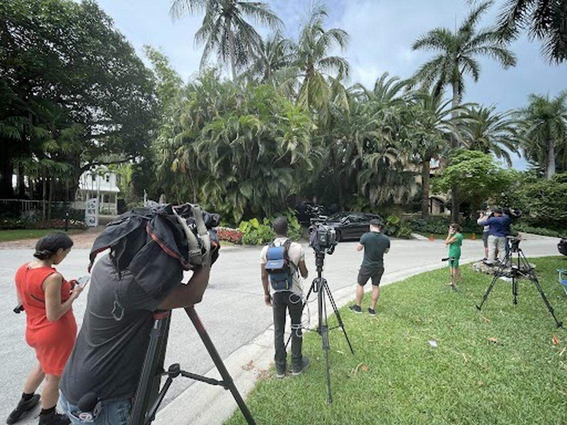 Reporters lined up outside Diddy’s 2 Star Island Drive mansion on Wednesday, March 27, 2024.