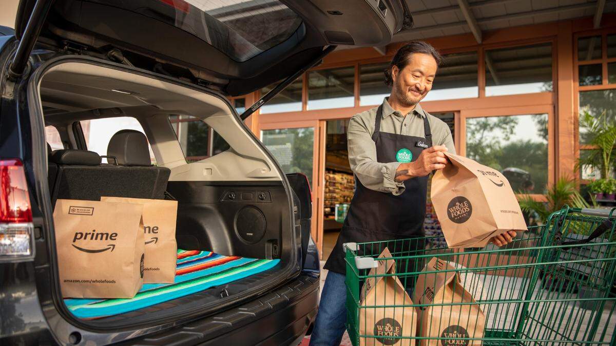 Amazon lanzó una oferta de suscripción de entrega de comestibles para miembros Prime ($9.99/mes) y clientes con una tarjeta SNAP/EBT registrada ($4.99/mes) el 23 de abril de 2024. Richard Schultz
