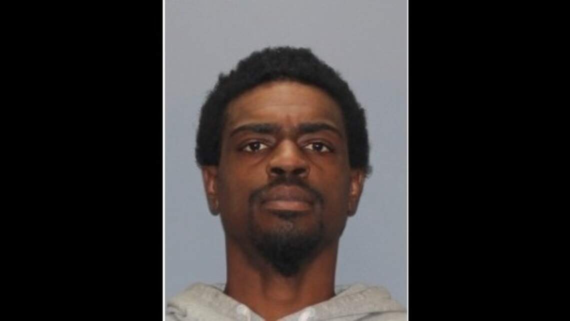 Florida Man finds his way to Illinois, and two old toilets led to his arrest