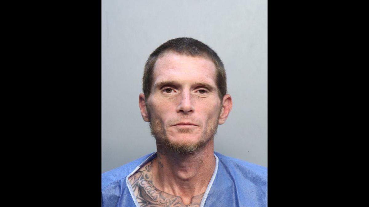 Foto de la ficha policial de Michael Prouty en la cárcel de Miami-Dade del martes 19 de julio.