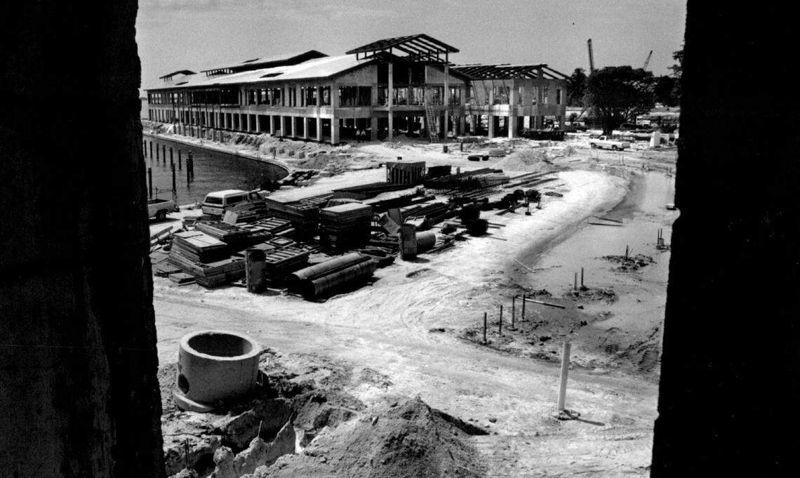 Bayside Marketplace under construction in 1986.
