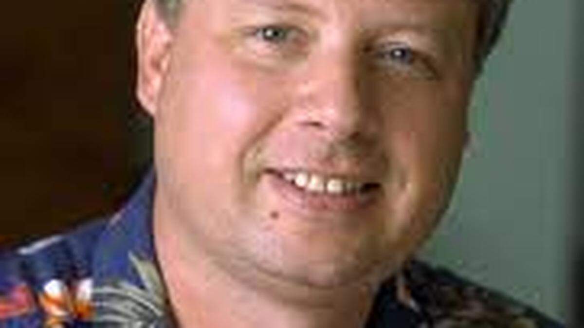 Florida author Tim Dorsey has died at age 62.