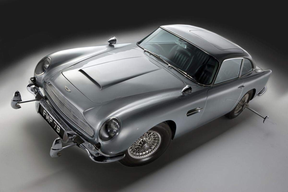 An Aston Martin DB5 driven by Sean Connery in the 1964 and 1965 James Bond movies “Goldfinger’” and “Thunderball” was put on auction in 2010.