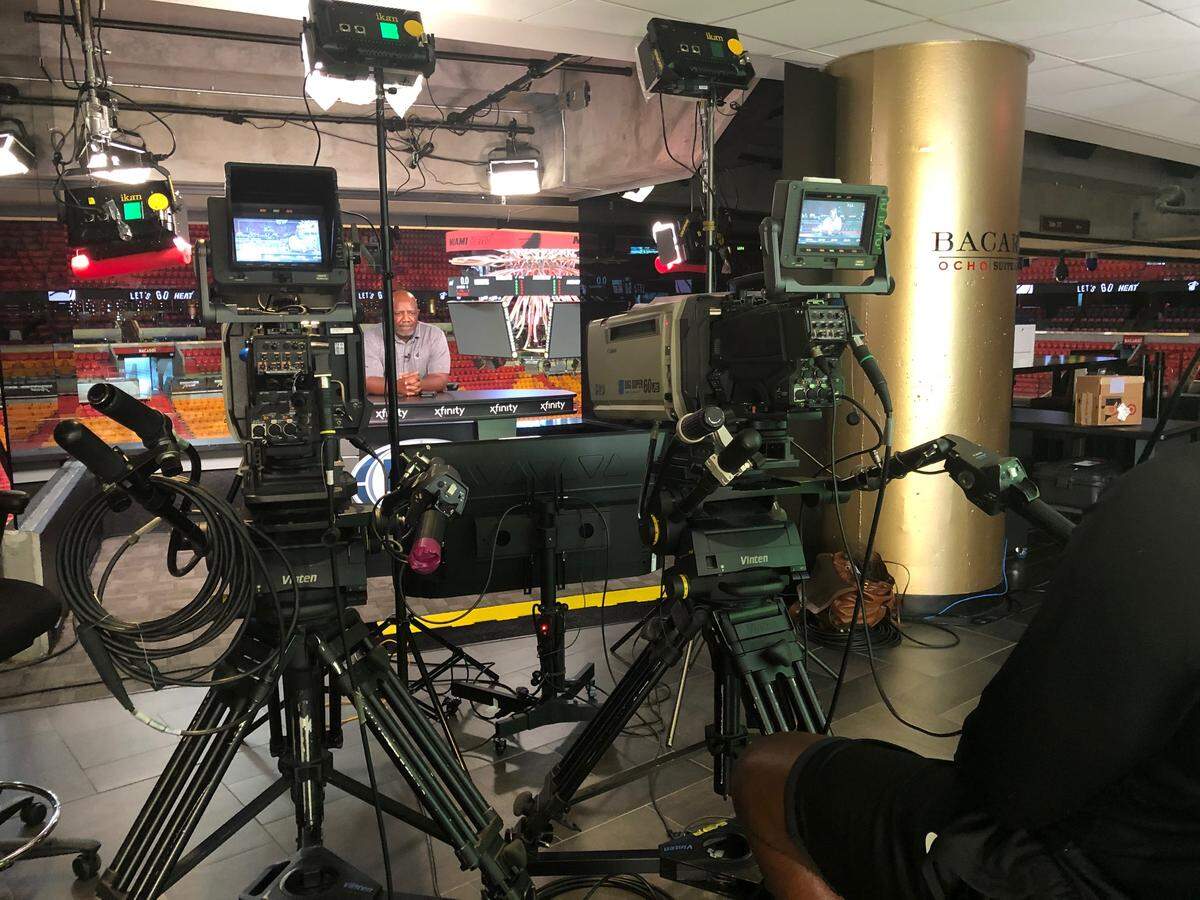 Miami Heat television host and courtside reporter Jason Jackson prepares for Fox Sports Sun broadcasts amid the COVID-19 pandemic.