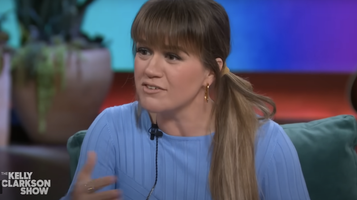 Kelly Clarkson and Whoopi Goldberg share weightloss journeys.