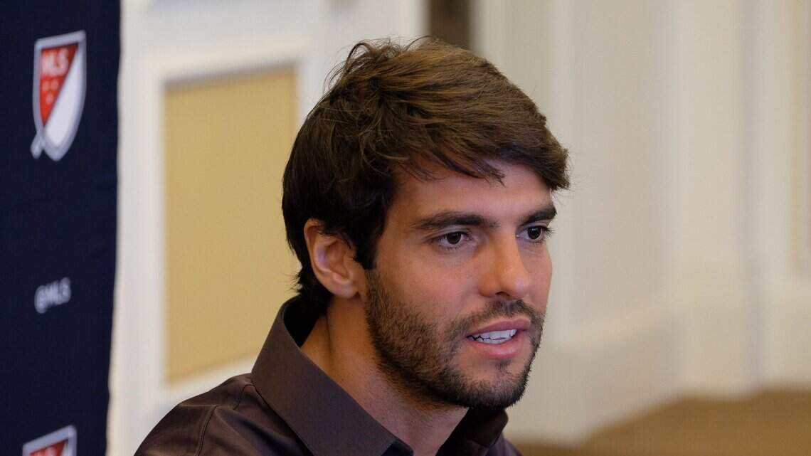 Brazilian soccer star buys $8.7M Miami-Dade condo. See inside the beachfront home