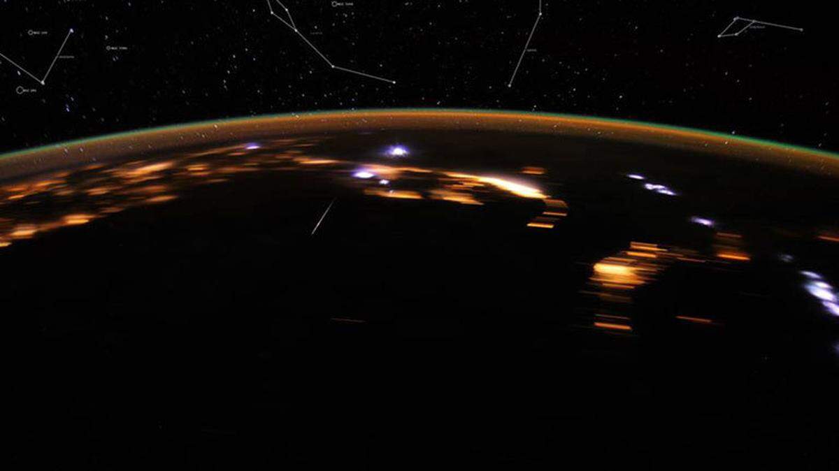 The 2012 Lyrid meteor shower peaked in the skies over Earth.