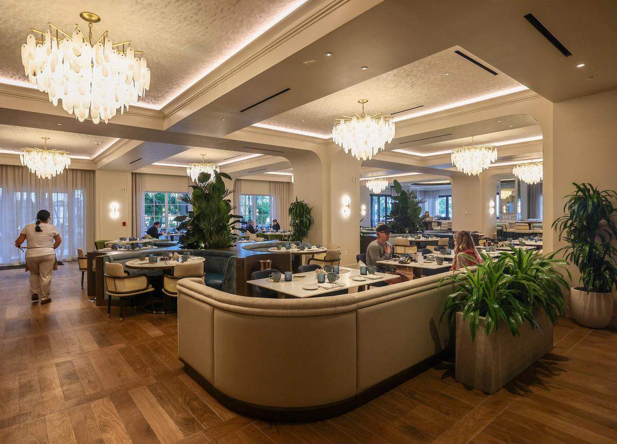 The hotel’s signature restaurant, Luma, is of part the Ritz-Carlton’s renovations as the luxury hotel reopens after undergoing several months of renovations. Taken on Tuesday, December 16, 2025, in Key Biscayne, Florida.