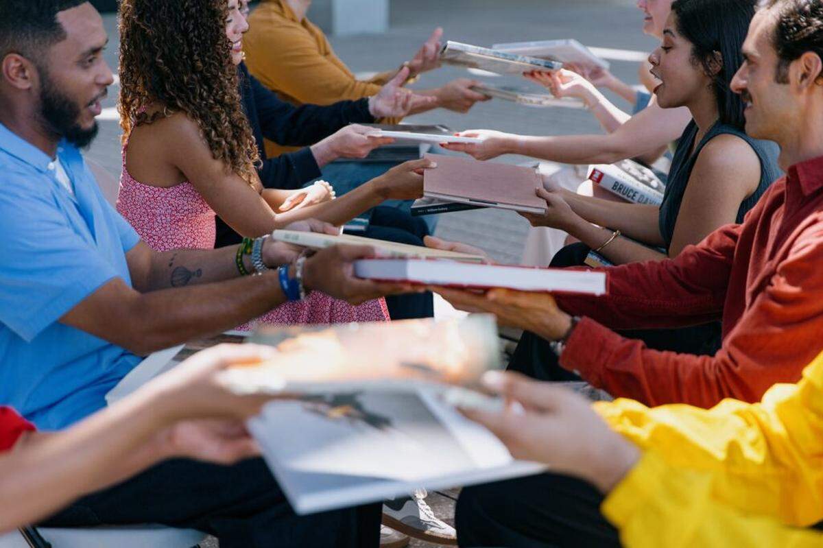 “Photo Book Speed Date,” designed to spark connection through a shared love of photo and art books, mimics the format of a traditional speed date—without the romance.