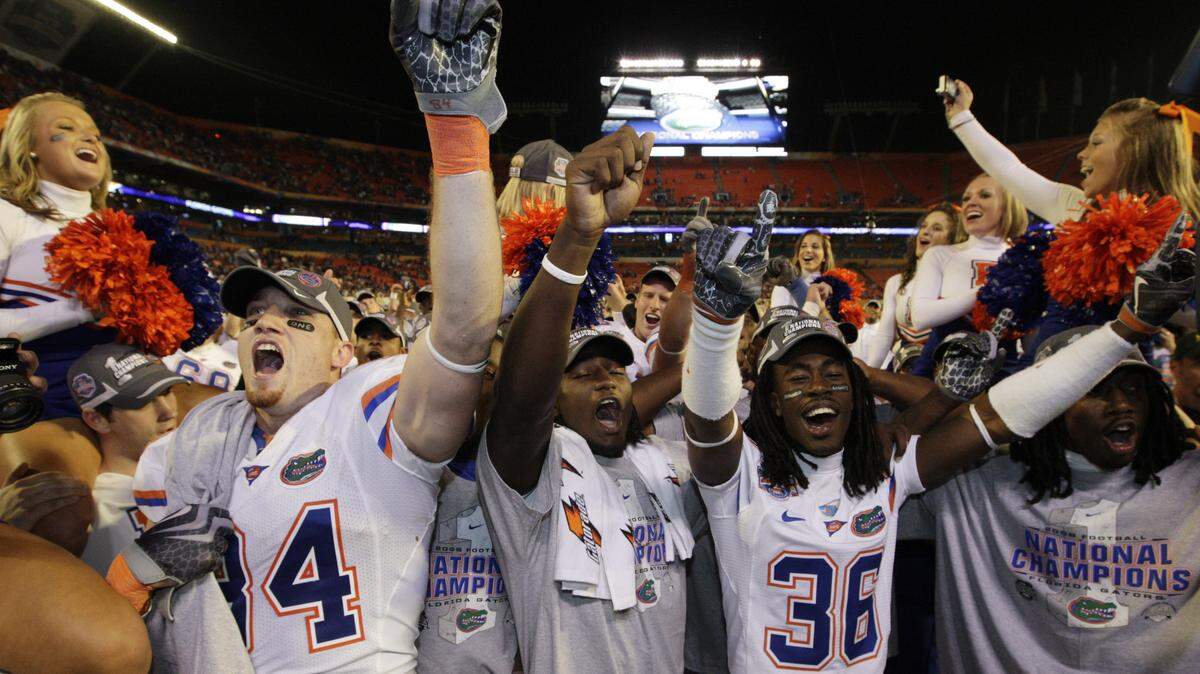 Members of the Florida team celebrate after the Gators win the 2009 FedEx BCS National Championship Game at Dolphin Stadium.