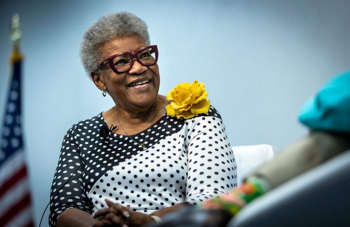 Bea Hines on stage at the North Dade Regional Library in Miami Gardens on Thursday, Feb. 16. In a “fireside chat,” Hines shared her triumphs and tribulations about her years as the Miami Herald’s first female Black reporter. Hines, 85, became a Herald reporter in 1970. Her weekly column now appears in the Neighbors section of the Miami Herald on Sundays.