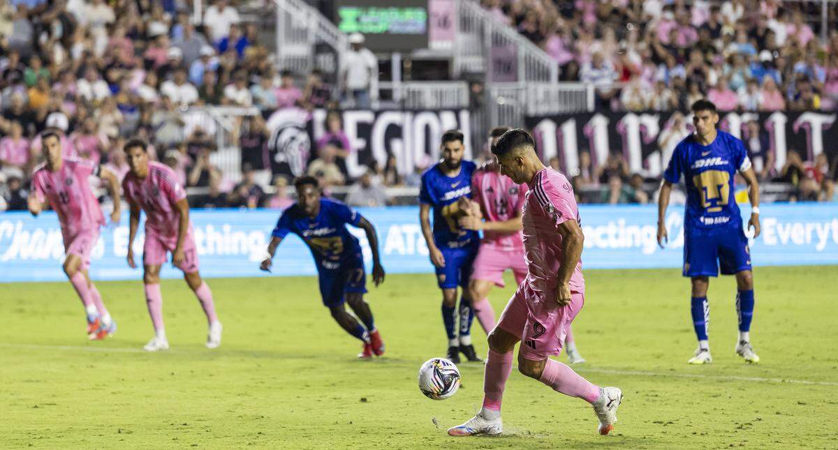 Inter Miami CF forward Luis Suarez (9) shoots a penalty kick against Pumas UNAM in the second half of their Leagues Cup Phase One soccer match at Chase Stadium on Wednesday, Aug. 6, 2025, in Fort Lauderdale, Fla.