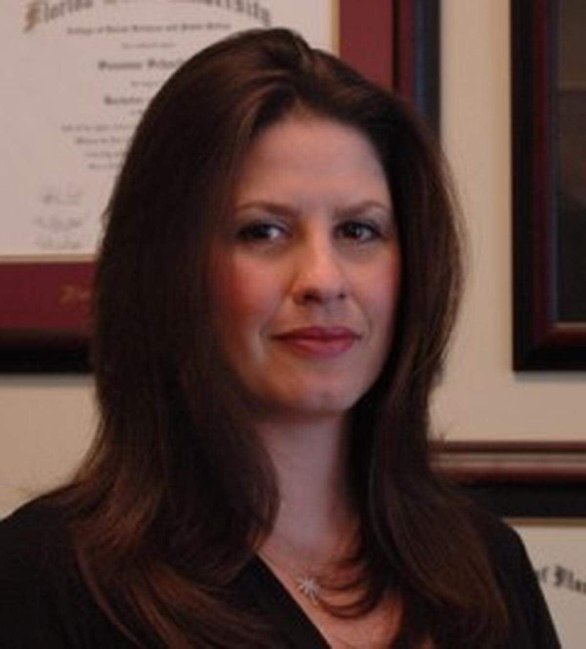 Suzanne Mandich