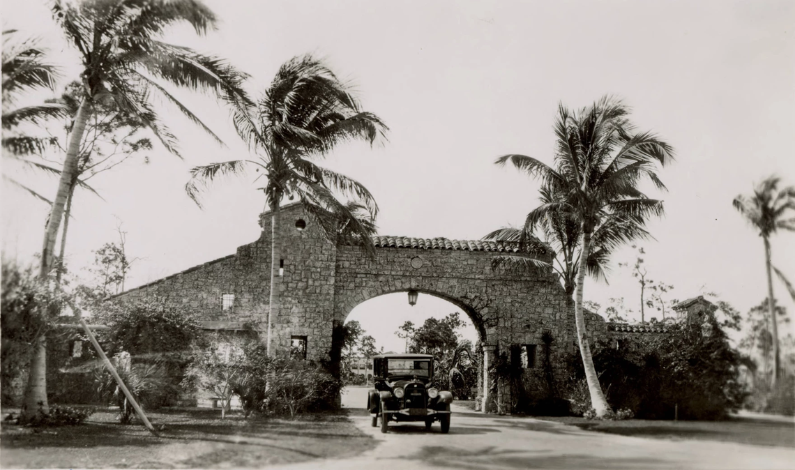 Alhambra entrance to Coral Gables, photographed in 1928.