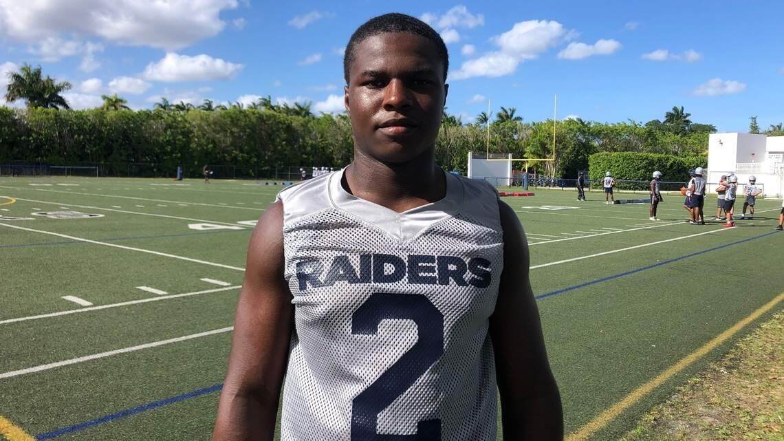 Why Manny Diaz is leading Miami’s recruitment of this four-star Gulliver Prep linebacker