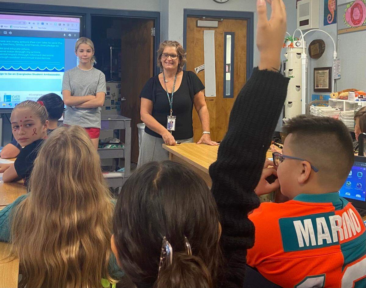 Key Largo School teacher Pamela Caputo takes questions from her fifth-grade class Monday, Oct. 23, 2023. Caputo is one of several teachers taking part in the Everglades Foundation’s Everglades Literacy Program, which aims to teach students about the importance of the Everglades on the state’s ecosystem.