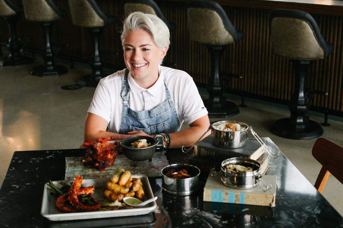 La chef Eileen Andrade, de Finka Table & Tap y Amelia's 1931, acaba de abrir un nuevo restaurante en el Doral Yard.