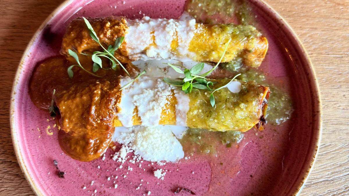 Chicken tinga (tinga de pollo) is a versatile dish that originated in Puebla, Mexico.