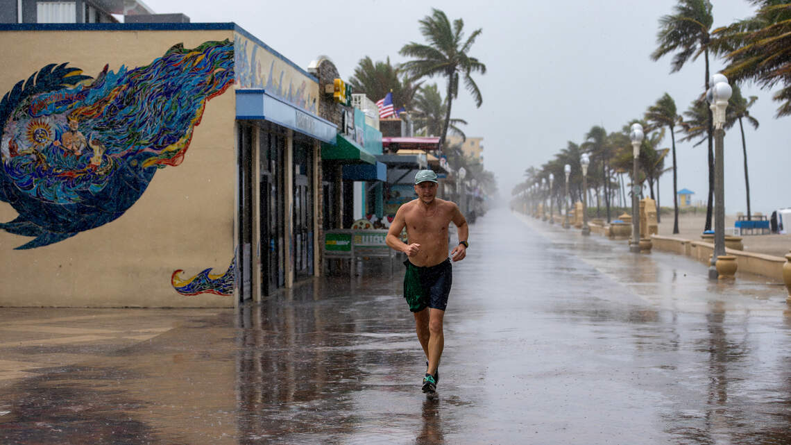 South Florida is soaked with heavy rain and flooding. See how the weather looks
