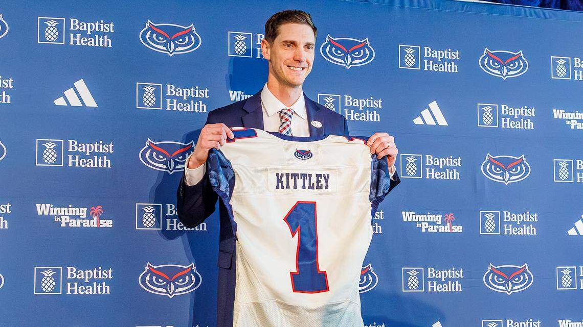 With a revamped roster, new FAU coach aiming for better results for Owls in 2025