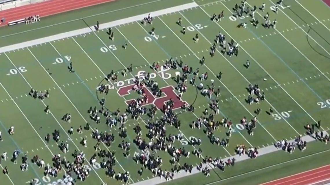 Broward County students walk out of class to protest against ICE