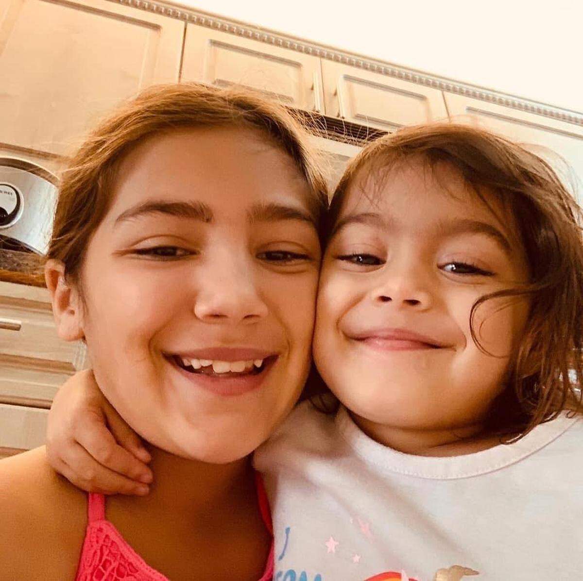 Lucia and Emma Guara