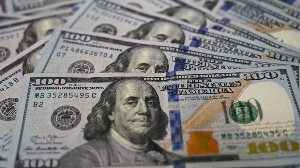 You can save a doctor’s receipt today and withdraw tax-free cash decades later. Here’s how the HSA trick works.