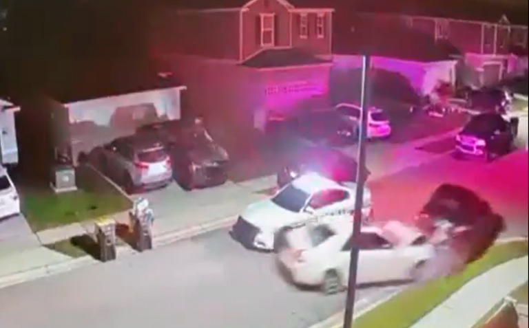 Fleeing burglary suspect in violent crash in Florida: video | Miami Herald