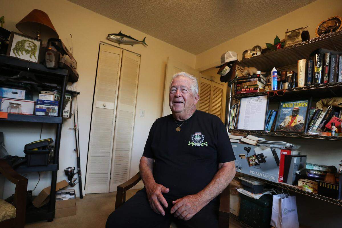 Former major drug smuggler Robert Platshorn, also known as “Bobby Tuna,” spent 29 years in federal prison for smuggling marijuana. Platshorn was one of the leaders of what the government called the ‘Black Tunas.’ Platshorn now has a medical medical marijuana card and legally buys marijuana products at a nearby Trulieve dispensary in West Palm Beach.