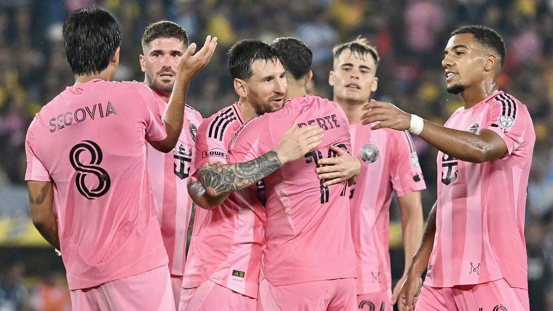 Messi, Berterame score as Inter Miami settles for 2-2 preseason tie in Ecuador