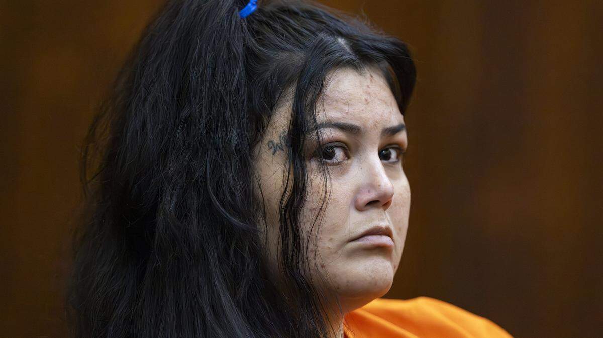 Daisy Link appears in a hearing for a new trial at the Richard E. Gerstein Justice Building on Friday, Feb. 6, 2026, in Miami, Fla. Link, who made headlines for getting pregnant while being held in Turner Guilford Knight Correctional Center, had previously been convicted of fatally shooting her husband in the leg in Homestead.