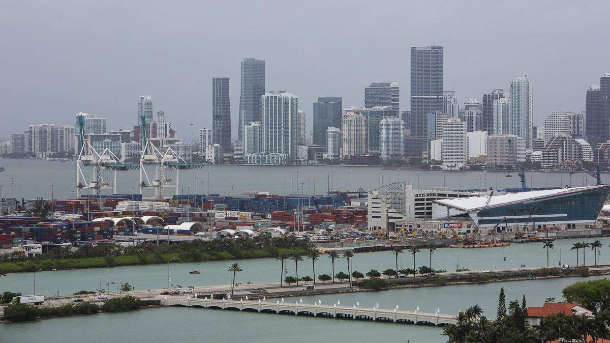 Two government contractors were arrested Sunday while trying to board a passenger cruise ship with the intent of selling a host of drugs to passengers. Police were notified of the men by Homeland Security agents who intercepted emails.