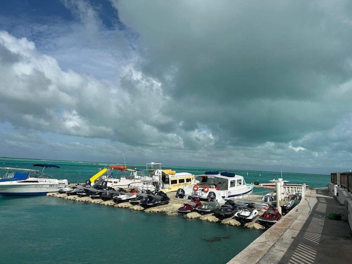 Winds started to pick up around 3 p.m. in Turks and Caicos.  Photos taken from Walkin Marina in Long Bay area of Providenciales where boaters and ferries pick up passengers wanting to visit the outer islands.