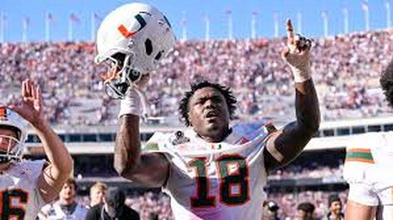 Cote’s Hot Button Top 10: Miami-Ohio State, CFP quarters, Dolphins-Bucs and more