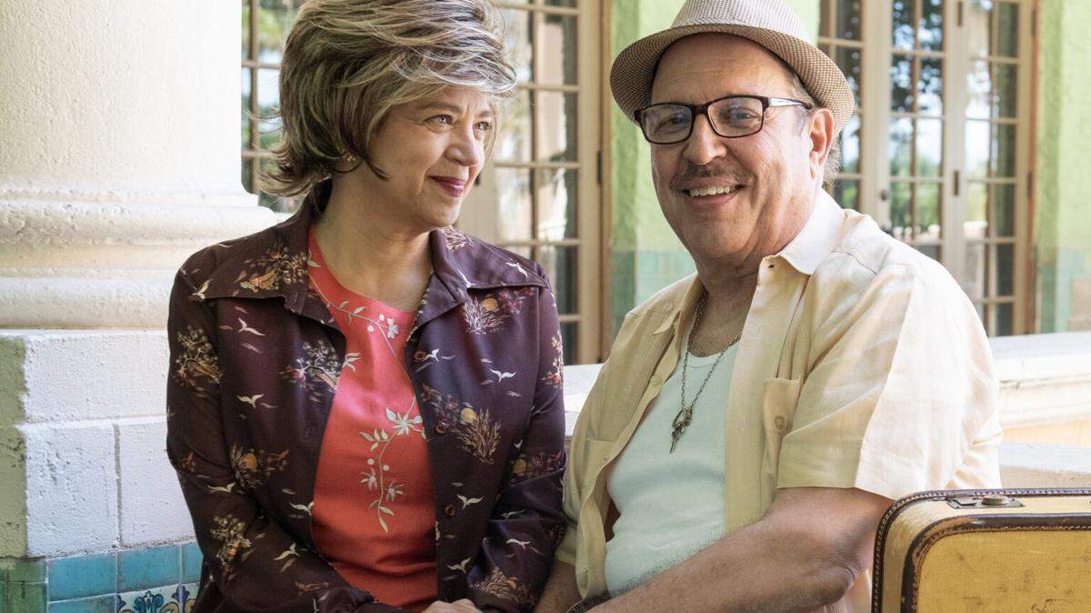 Barbara Bonilla and James Puig play a long-married Cuban couple contending with the last part of life in ‘El huracán’ at GableStage, written by Miami native Charise Castro Smith.