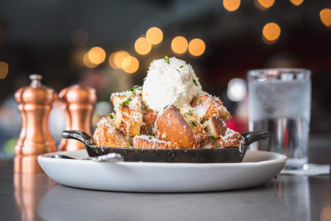 White Truffle Garlic Bread, people!