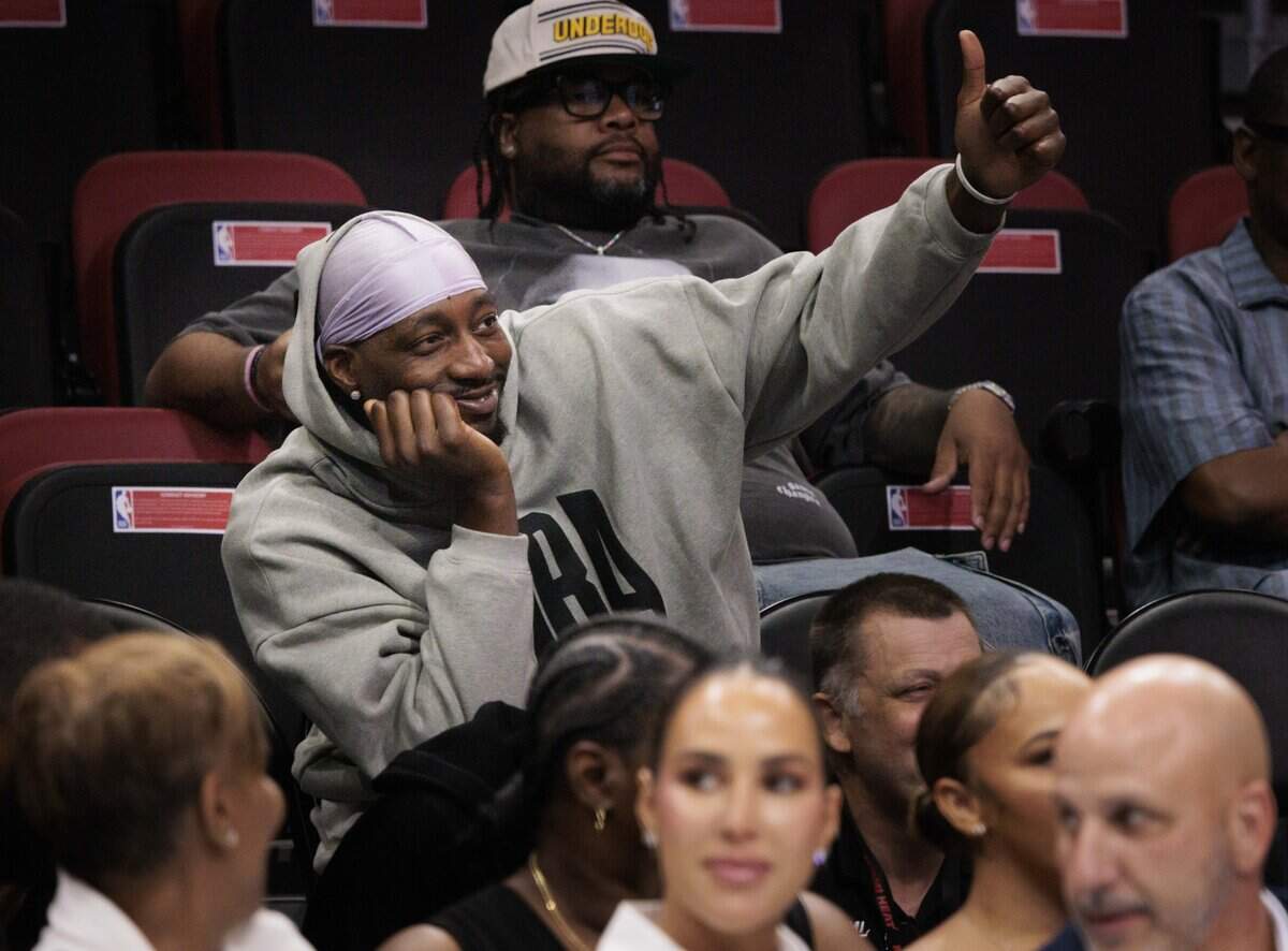 Bam Adebayo (13) gives a thumbs up during a press conference introducing Giannis Antetokounmpo to the Miami Heat on Thursday, July 16, 2026, at the Kaseya Center in downtown Miami, Fla.