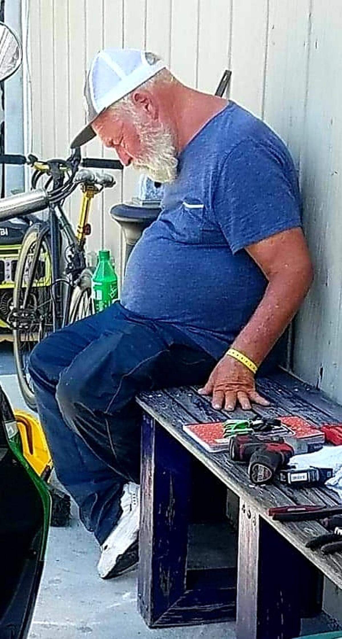 A recent photo of Scott Reis, taken by a friend.