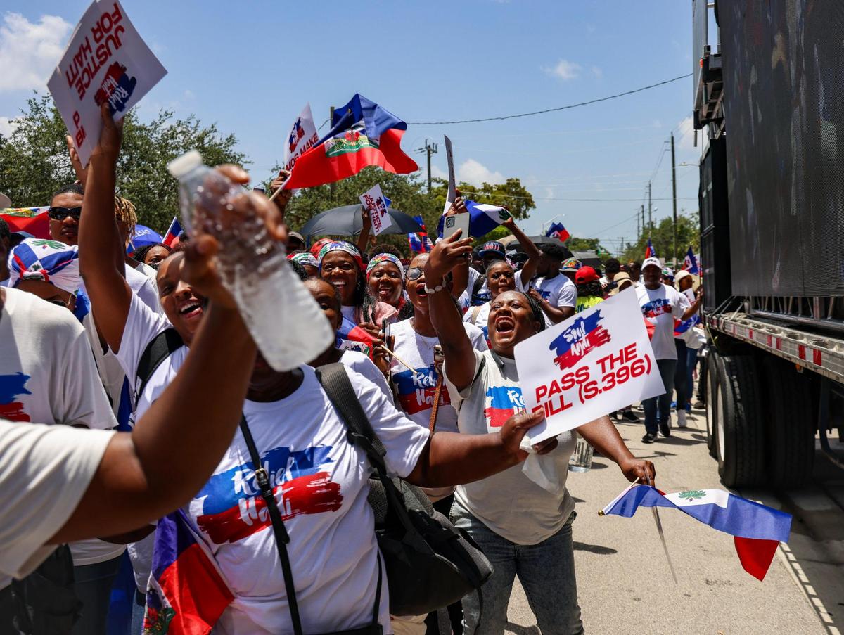 Demonstrators in North Miami joined Haitians across the United States and the world to bring awareness to the escalating gang violence and kidnappings in the Caribbean country. The march began at City Hall and ended at North Miami High on Sunday.