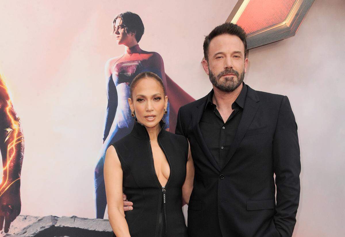 While filing for divorce on Aug. 20, Jennifer Lopez did so on her own.