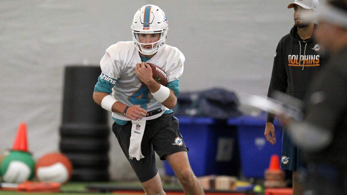 Miami Dolphins quarterback Luke Falk run drills during practice at Doctor’s Hospital Training Facility at Nova Southeastern University in Davie, Florida on Thursday, September 13, 2018. The Dolphins claimed Falk off waivers from Tennessee on Sept. 2.
