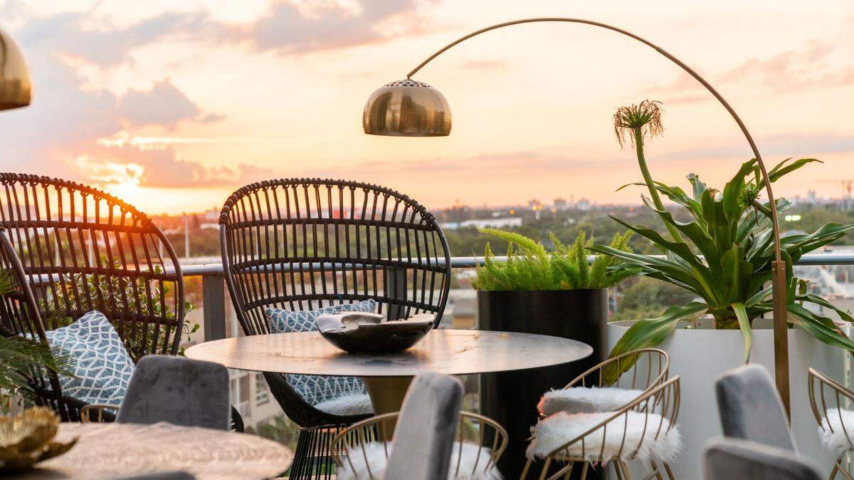 Sunsets are going to be a thing at the new Salvaje restaurant.