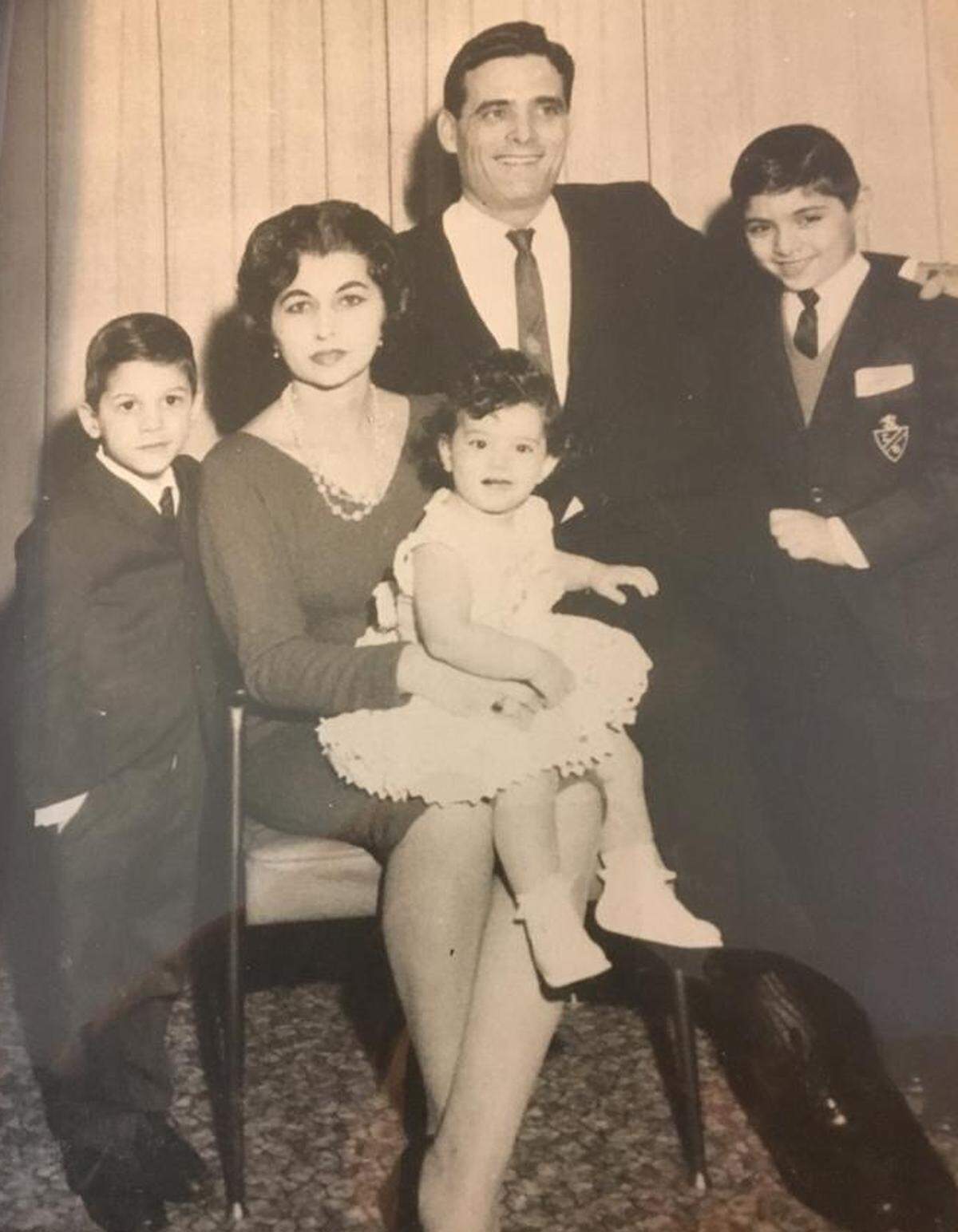 Roberto Villa and his family.
